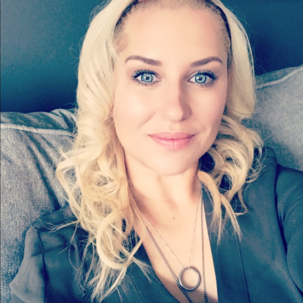 Meet your Posher, Sara